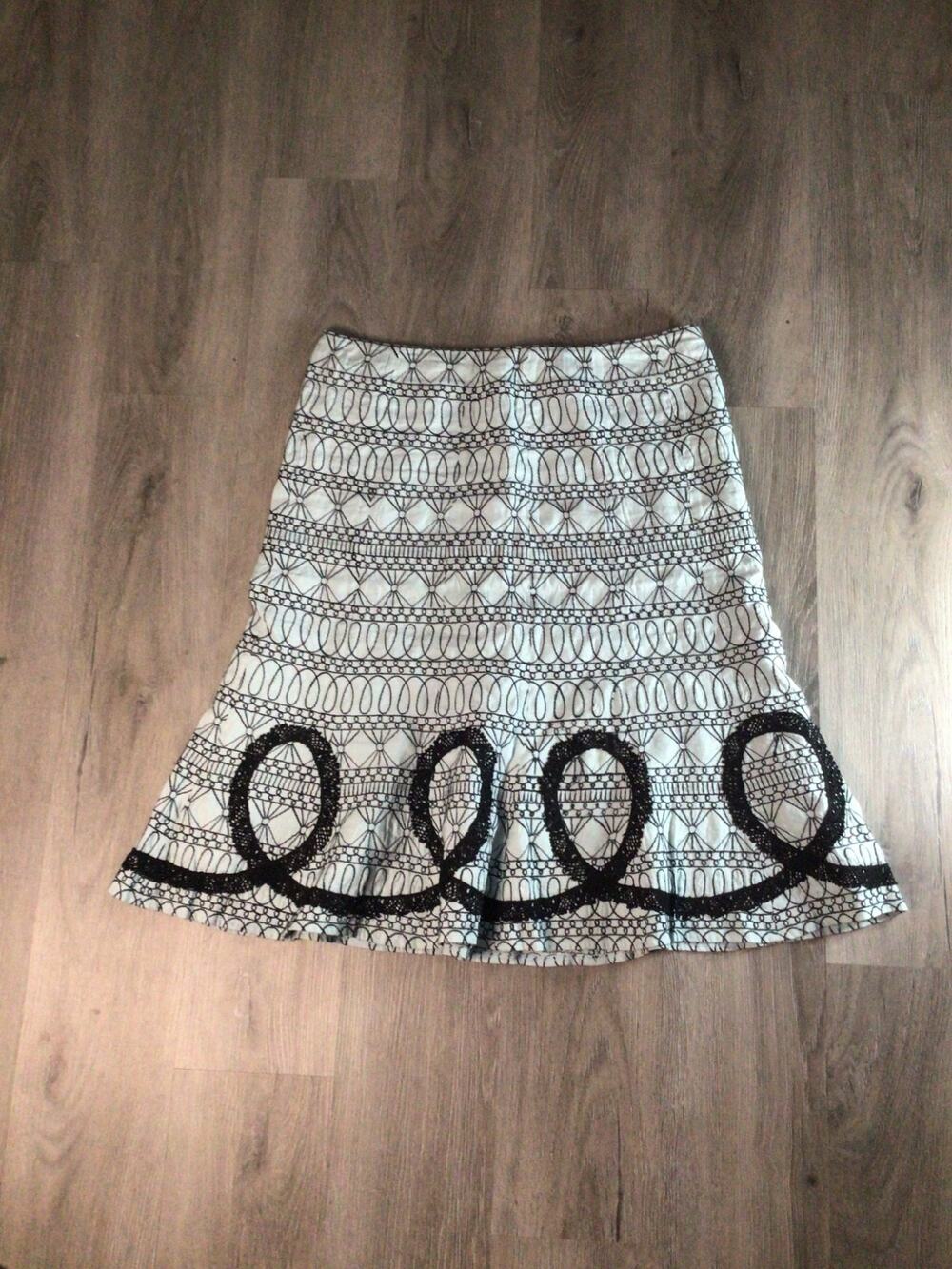 WD.NY A-Line Skirt Womens 8 Light Blue Linen Blend Embroidered Scroll Loop Hem